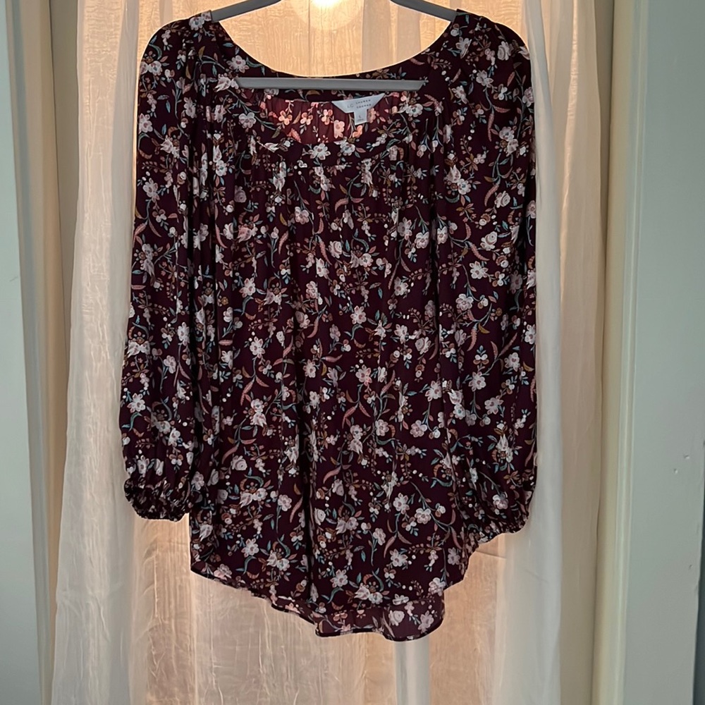 Silky smooth Lauren Conrad size large, worn once. In perfect condition